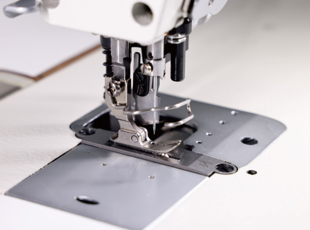 Unique Trimmer Adjustment Structure, More Convenient