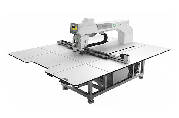 自動(dòng)換梭旋轉(zhuǎn)機(jī)頭模板機(jī)